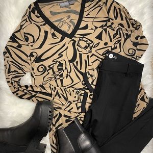 fun print black & tan long sleeve top
